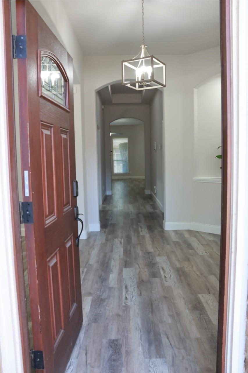 2015 Rustic Oak Lane N