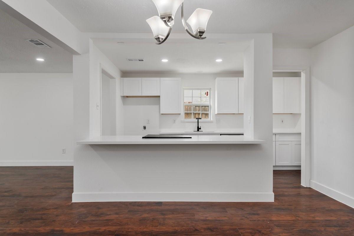 6126 Knotty Post Lane