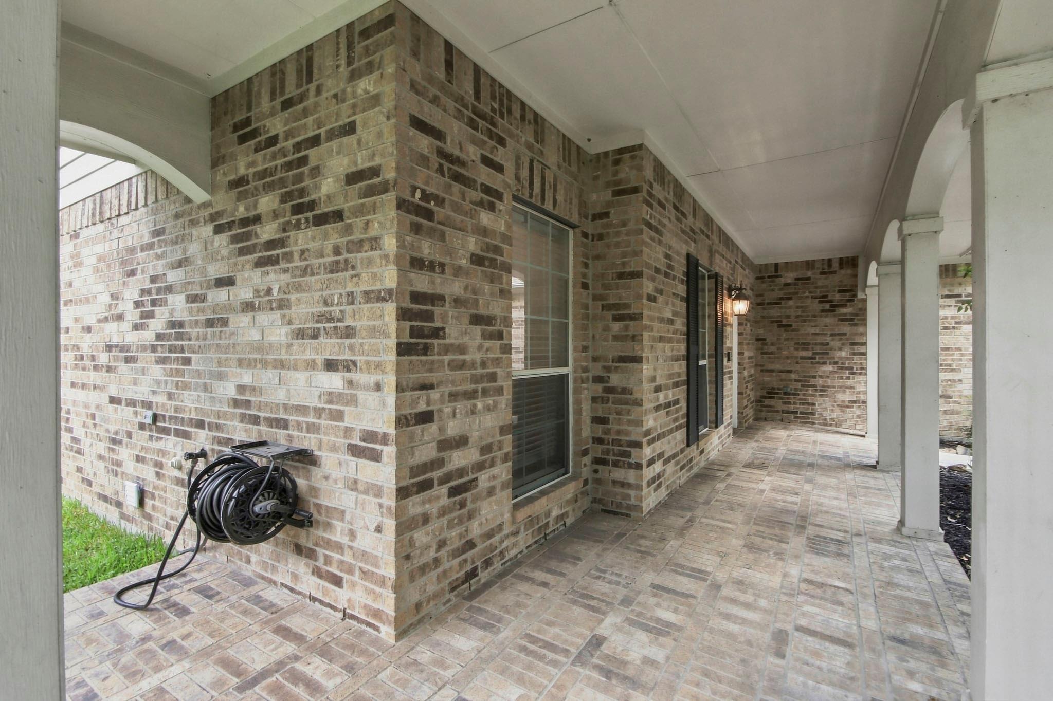 83 N Creekmist Place