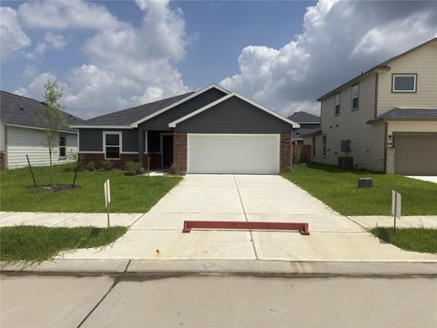 Photo of 510 Oak Chase Avenue, Dayton, TX 77535 (MLS # 90225595)