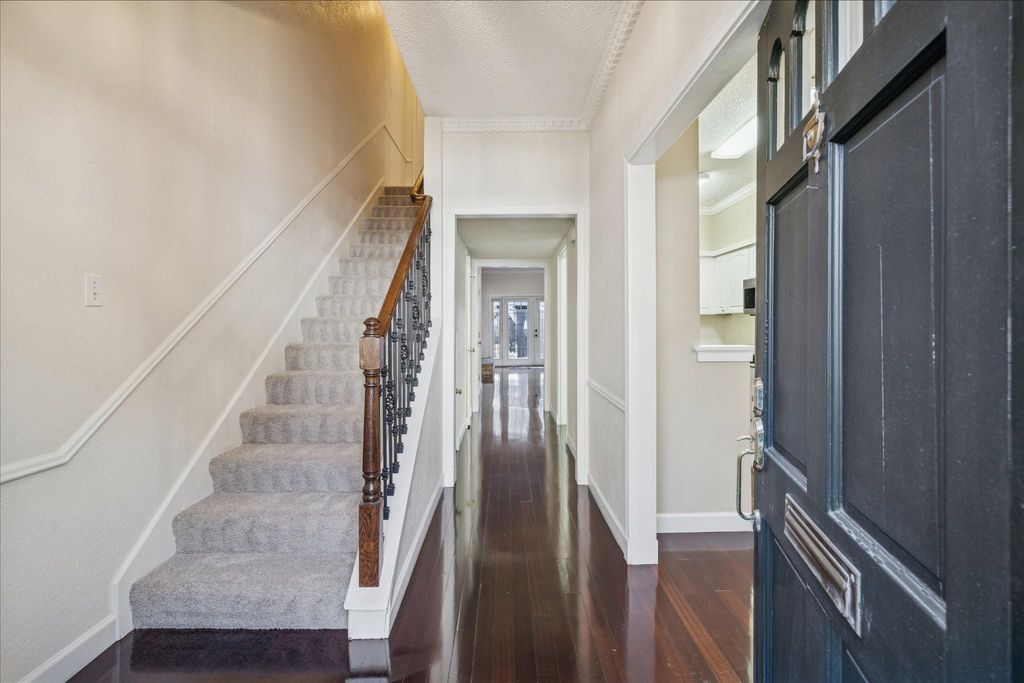 Photo of 3623 Wakeforest Street, Houston, TX 77098 (MLS # 15516534)