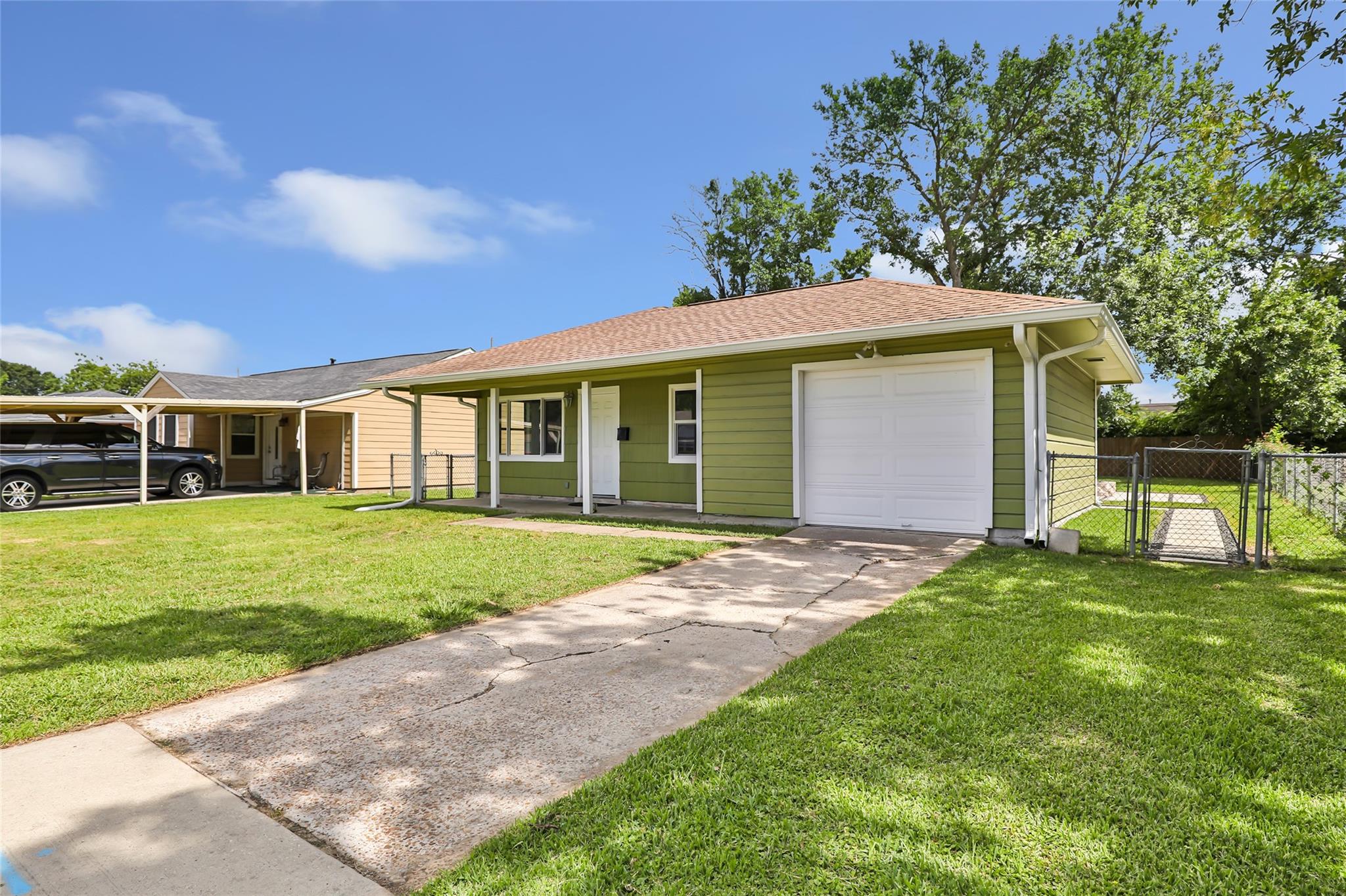 708 N Circle Drive