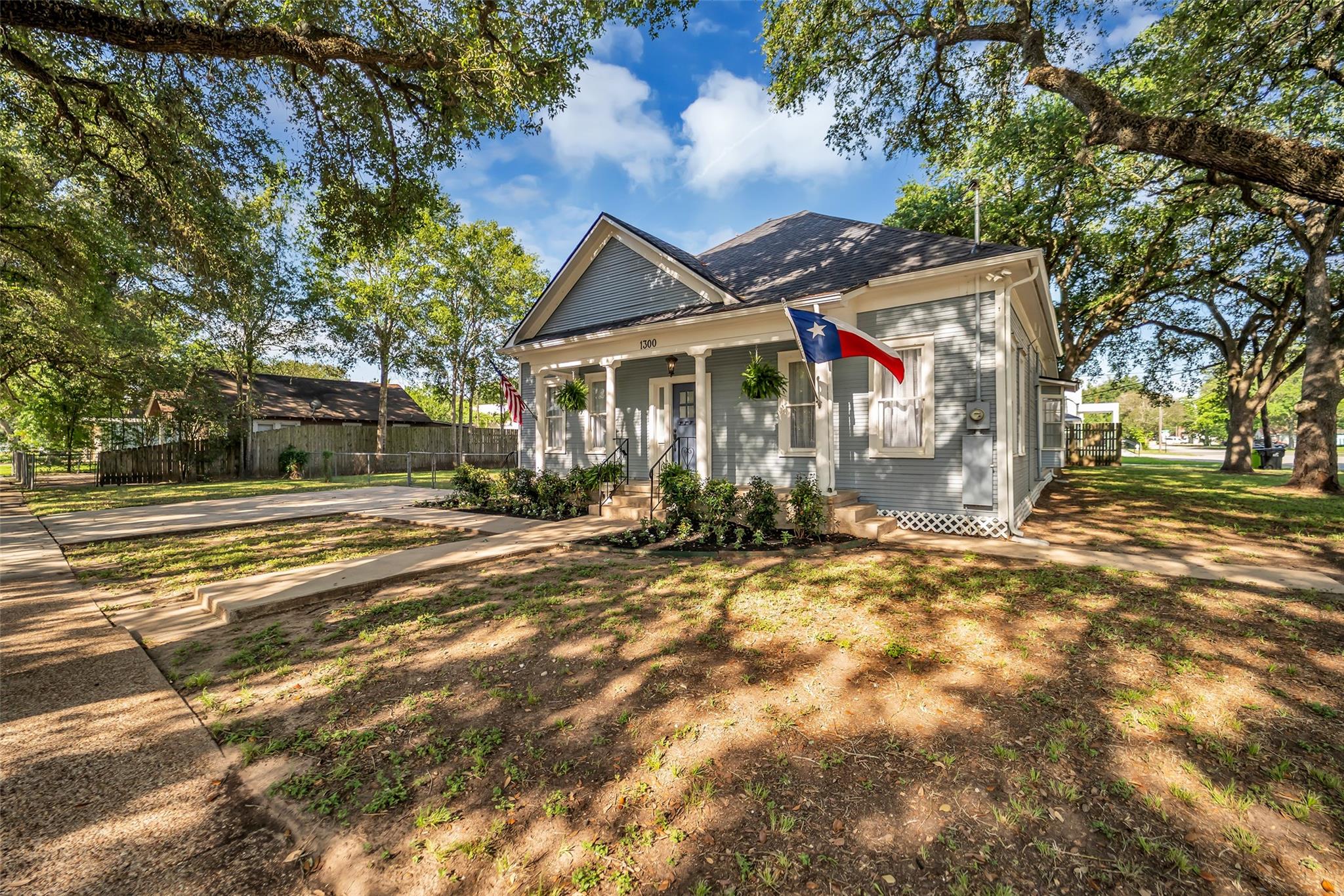 1300 7th Street