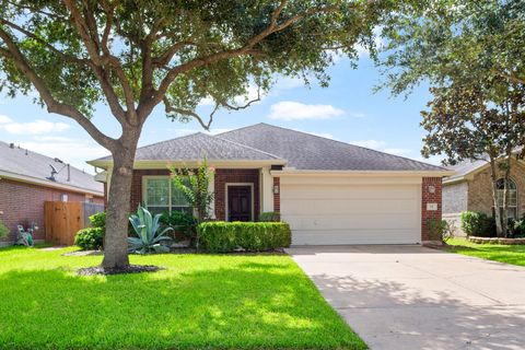Photo of 731 Pickett Hill Lane, Rosenberg, TX 77469 (MLS # 89202707)