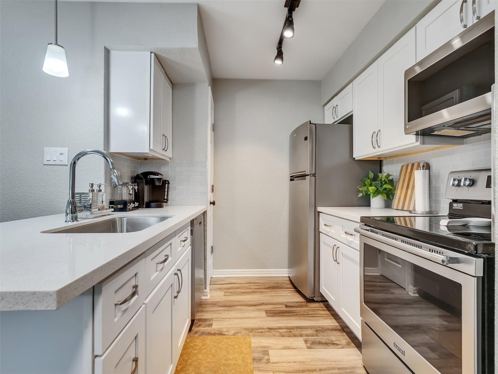 Photo of 250 El Dorado Boulevard #150, Houston, TX 77598 (MLS # 77815615)