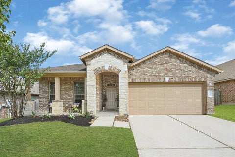 Photo of 8422 Coral Cove Pass Lane, Conroe, TX 77304 (MLS # 41472249)