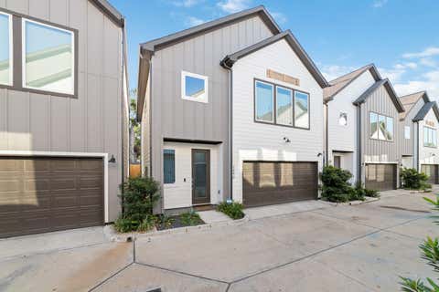 Photo of 240 Julia Street #D, Houston, TX 77022 (MLS # 87741252)