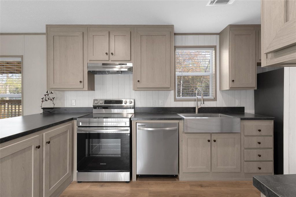 Photo of 1300 Campbell Acres Road, Cleveland, TX 77328 (MLS # 57753506)