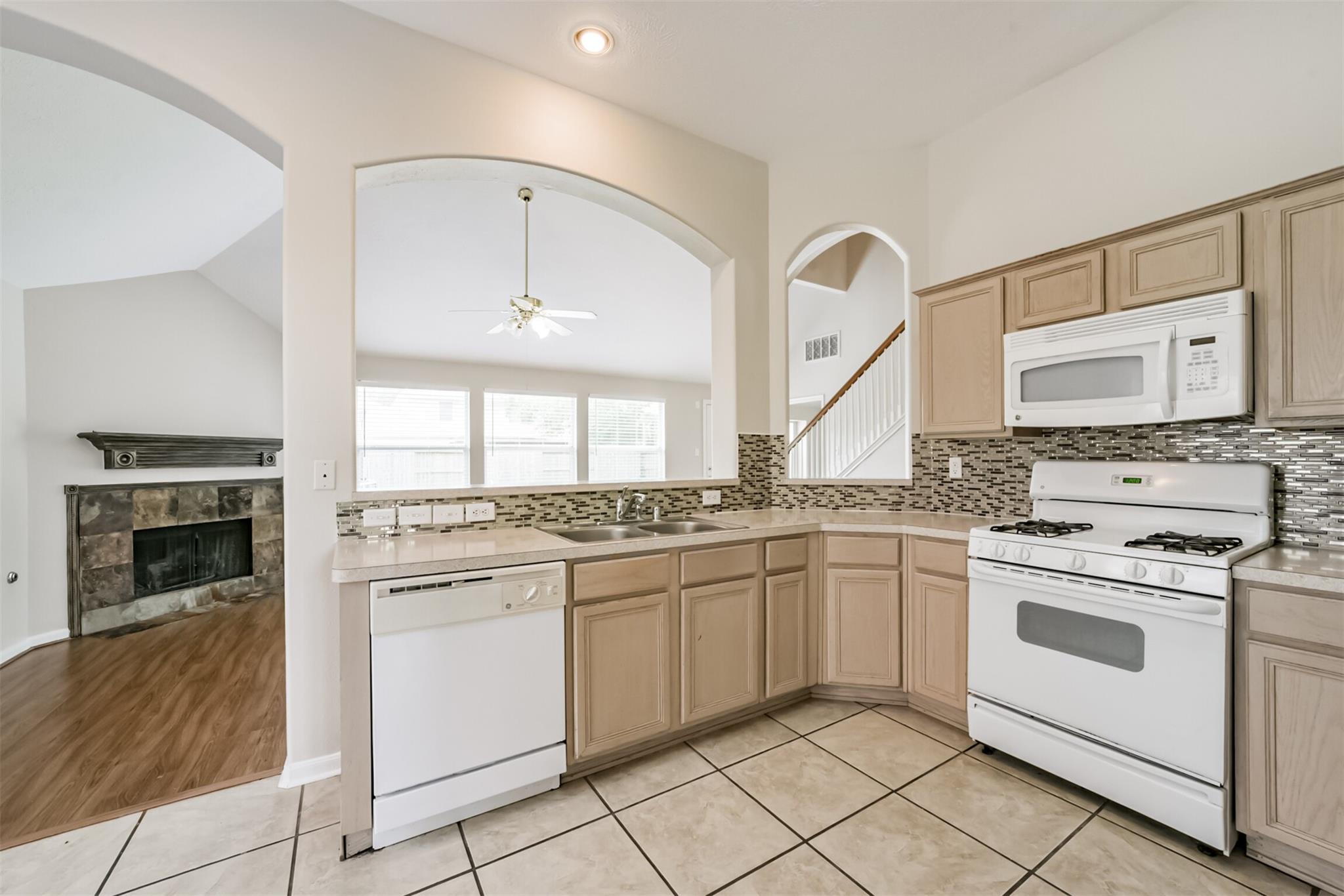408 Mystic Glen Loop