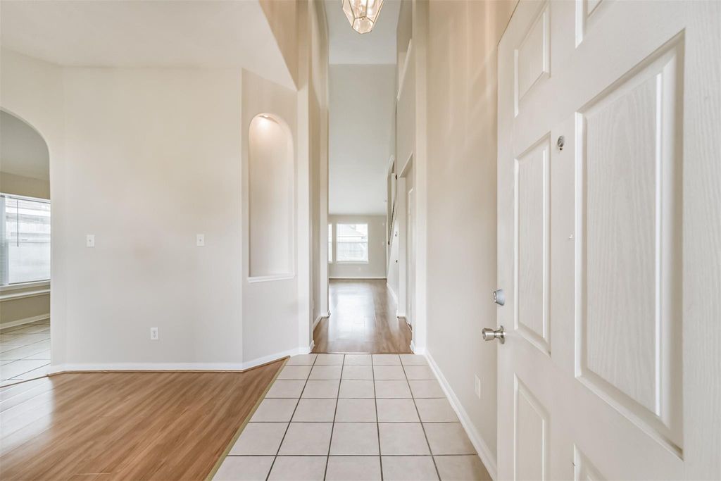 Photo of 408 Mystic Glen Loop, Kingwood, TX 77339 (MLS # 25866691)