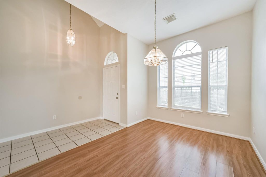 Photo of 408 Mystic Glen Loop, Kingwood, TX 77339 (MLS # 25866691)