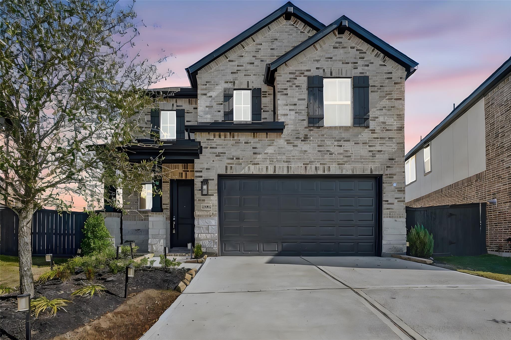 2342 Fresh Flower Way