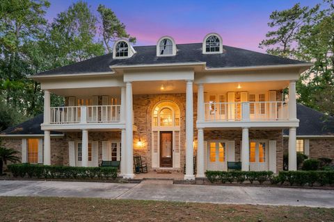 Photo of 22 Thornhill Oaks Drive, Houston, TX 77015 (MLS # 31257413)