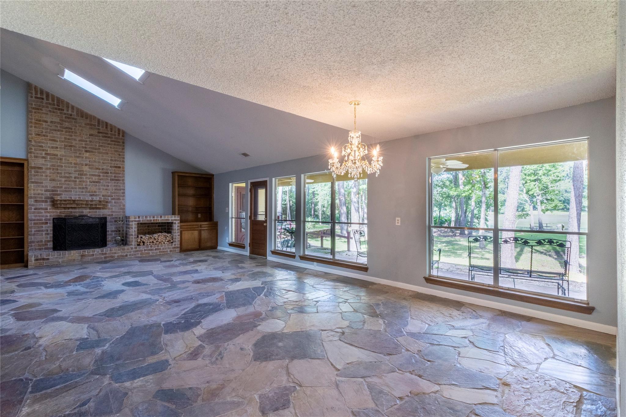 15823 Stagecoach Road
