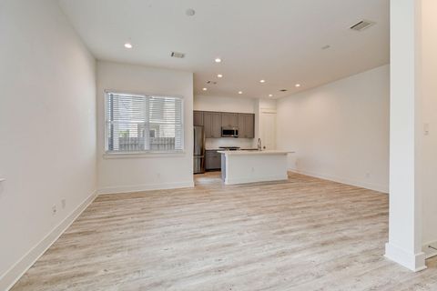 Tiny photo for 2561 Judiway Street, Houston, TX 77018 (MLS # 92600692)