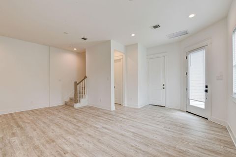 Tiny photo for 2561 Judiway Street, Houston, TX 77018 (MLS # 92600692)