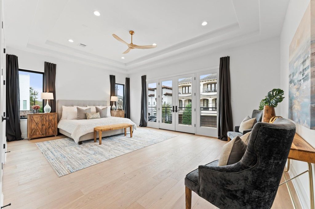 Photo of 5308 Gibson Street, Houston, TX 77007 (MLS # 87181811)