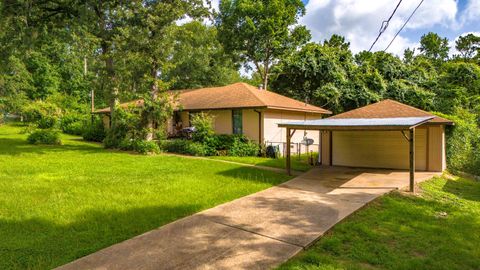 Photo of 91 Dogwood Place, Point Blank, TX 77364 (MLS # 16198493)