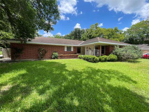 Photo of 5042 Grape Street, Houston, TX 77096 (MLS # 97455182)