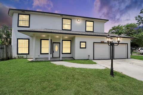 Photo of 10535 Emnora Lane, Houston, TX 77043 (MLS # 14829529)