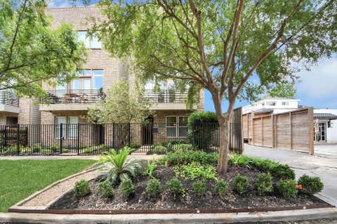 Photo of 1807 W Webster Street, Houston, TX 77019 (MLS # 77884584)