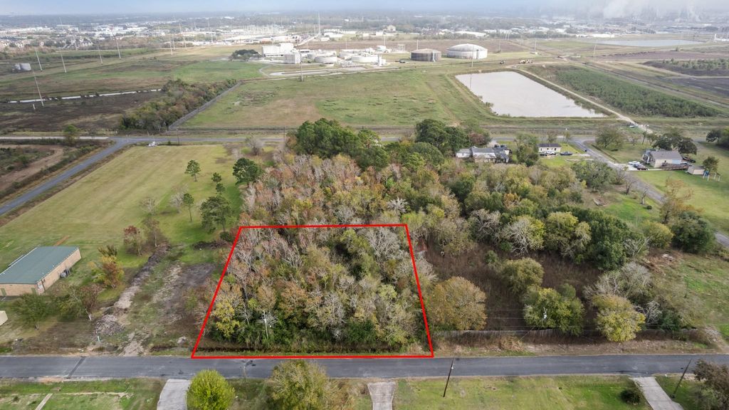 Photo of 232 N Pecan Drive, Texas City, TX 77591 (MLS # 7621744)