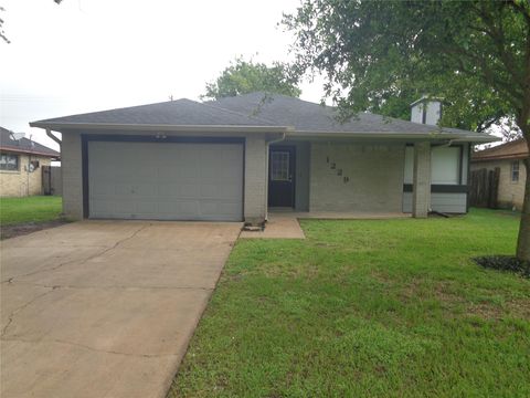 Photo of 1229 Clover Drive, Angleton, TX 77515 (MLS # 61053249)
