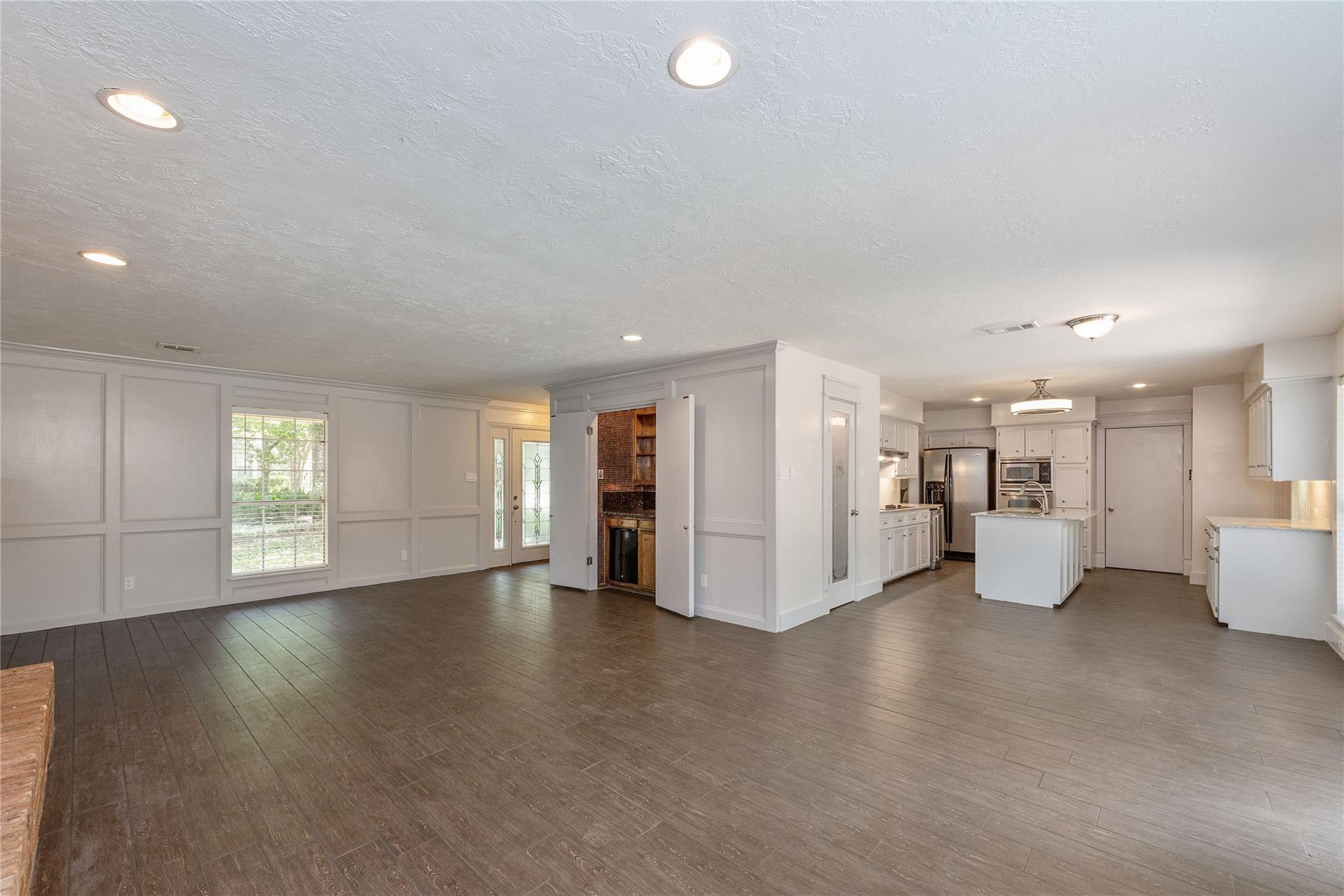 2824 S Logrun Circle