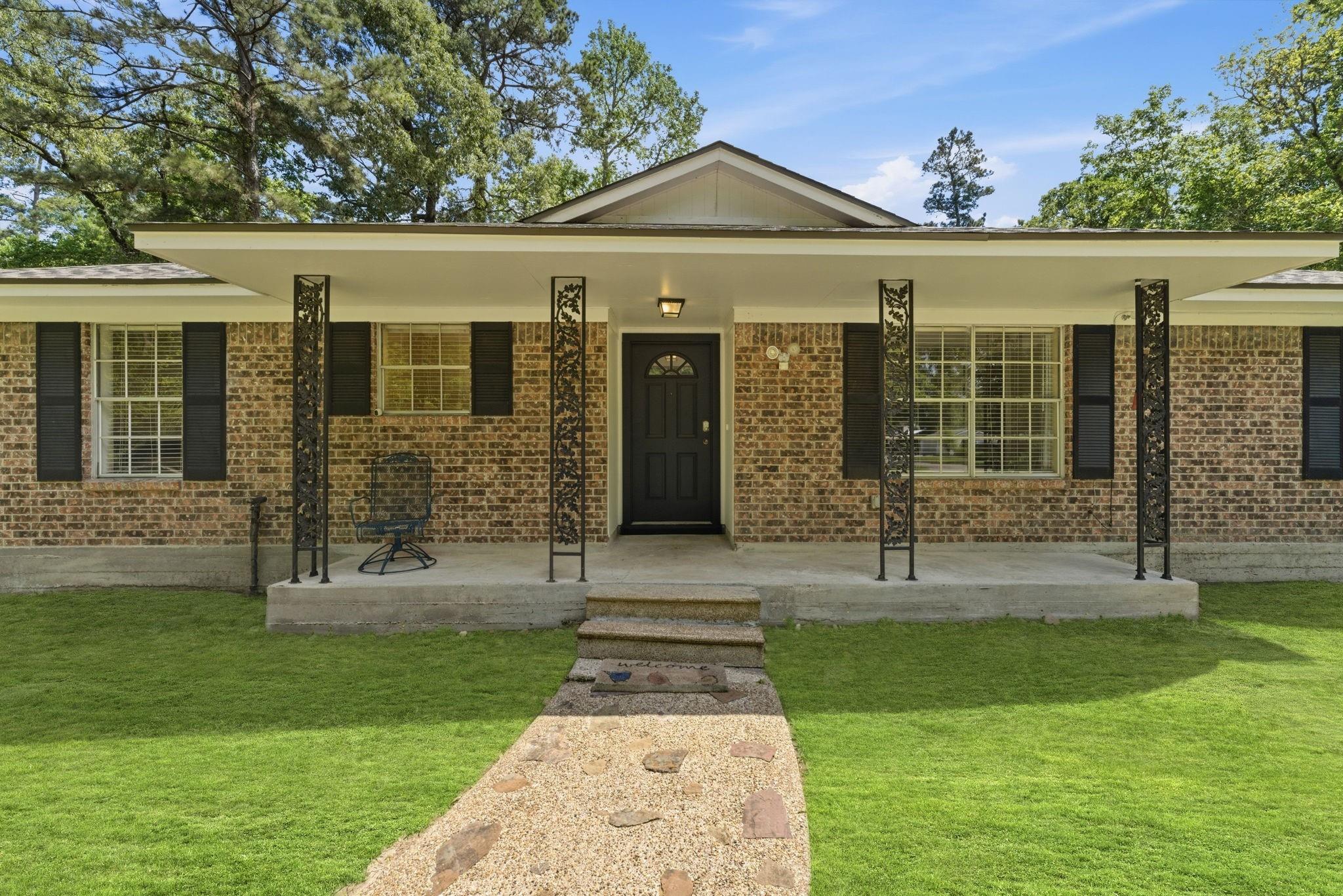 10820 Longleaf Drive