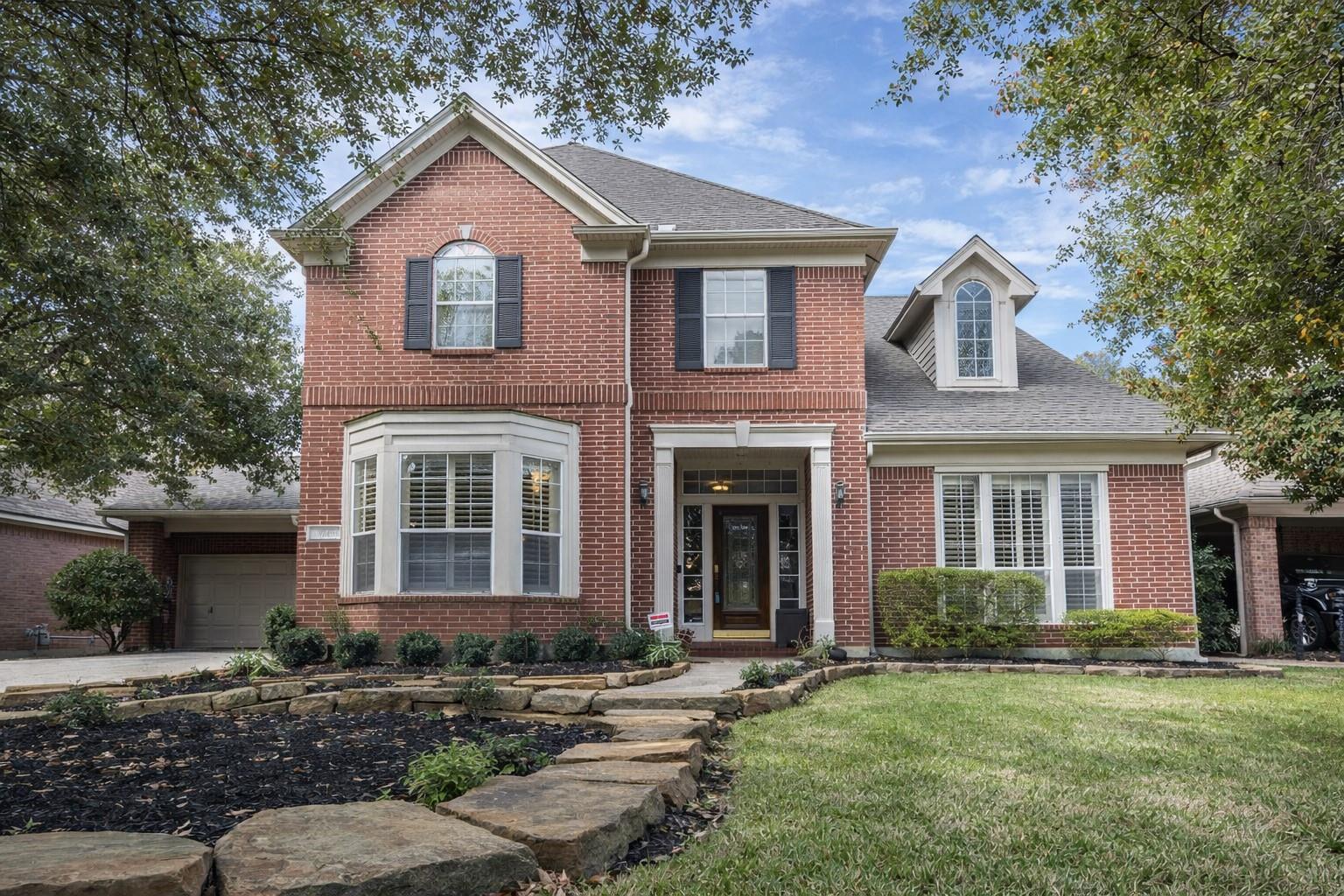 5718 Oakmoss Trail