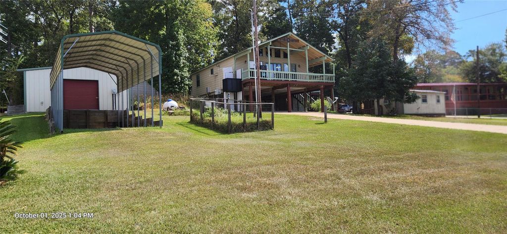 Photo of 121 N Point Drive N, Trinity, TX 75862 (MLS # 25626173)