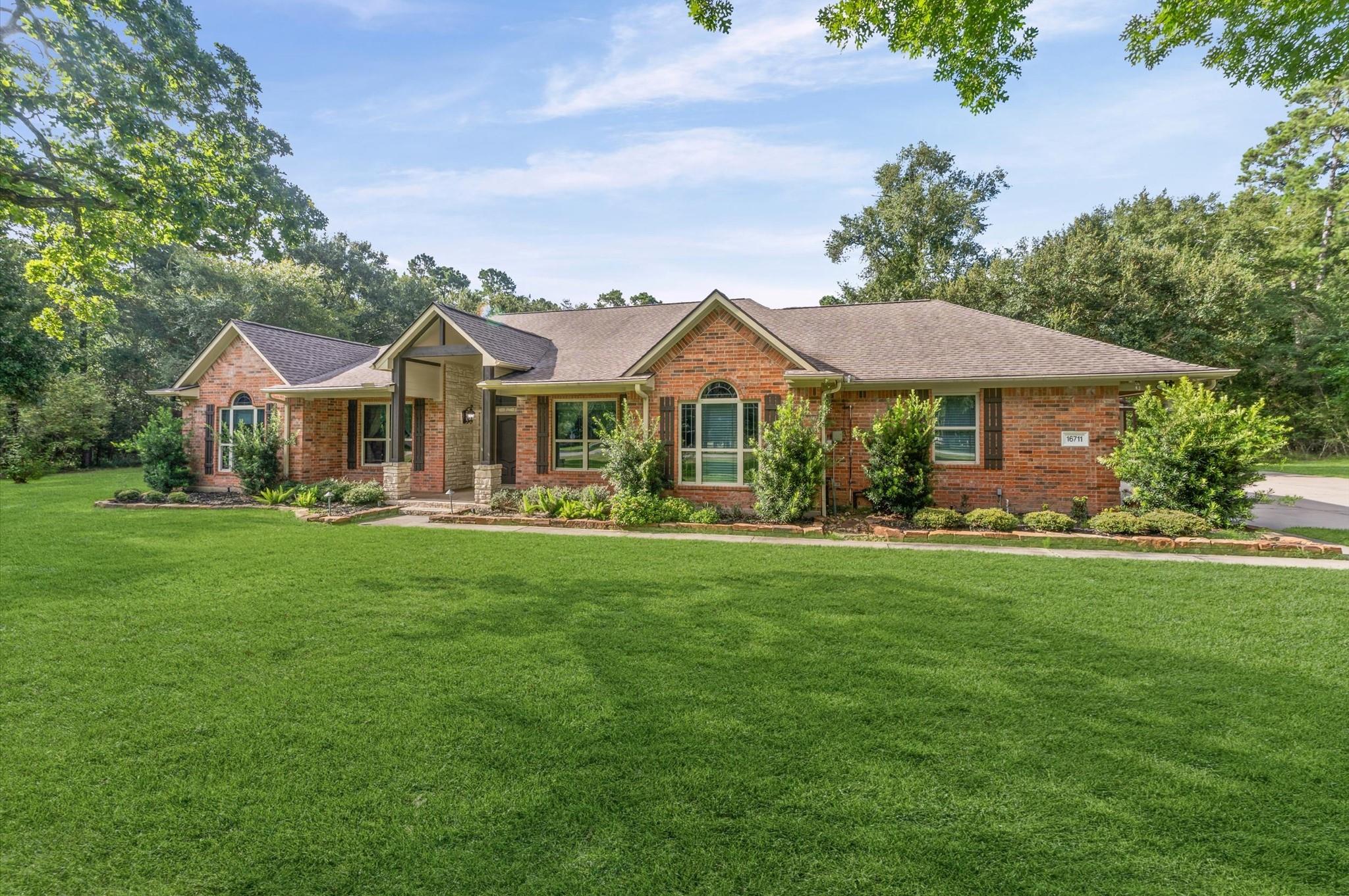 16711 Mustang Trail Drive