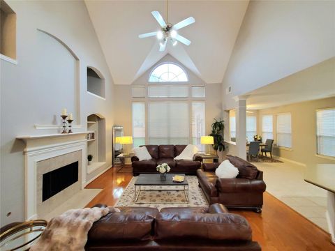 Photo of 5439 Emerald Pointe Lane, Sugar Land, TX 77479 (MLS # 45394912) Photo of 5439 Emerald Pointe Lane, Sugar Land, TX 77479 (MLS # 45394912)