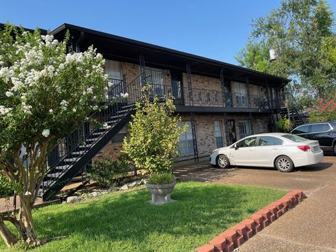 Photo of 1500 Woodhead Street #2, Houston, TX 77019 (MLS # 59885858)