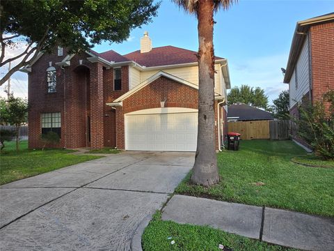 Photo of 16203 Dryberry Ct, Houston, TX 77083 (MLS # 40392098)