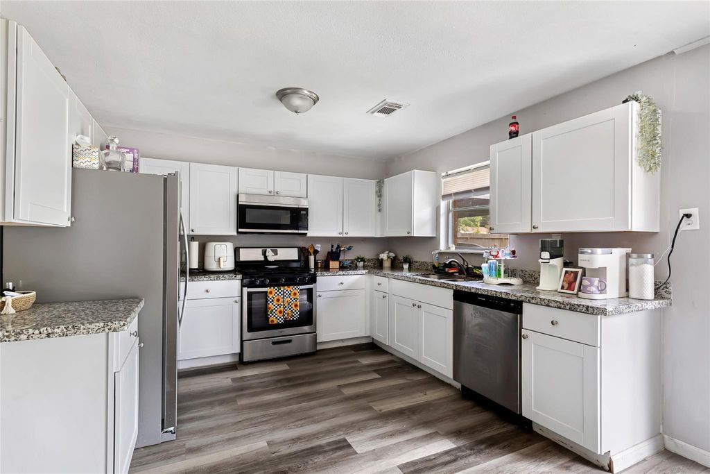 Photo of 218 Swift Current Drive, Huffman, TX 77336 (MLS # 60671015)