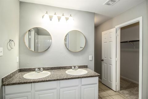 Tiny photo for 406 Woodlake Drive, Houston, TX 77336 (MLS # 17807148)