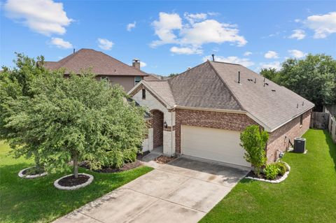 Photo of 739 Mayhill Ridge Lane, League City, TX 77573 (MLS # 26384863)