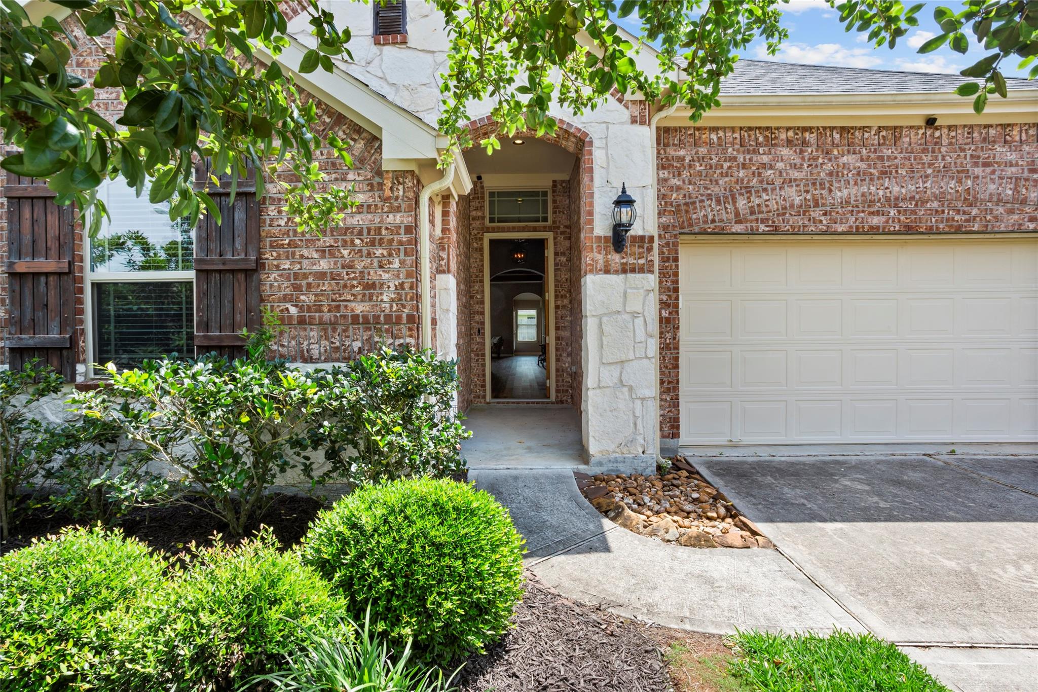 739 Mayhill Ridge Lane