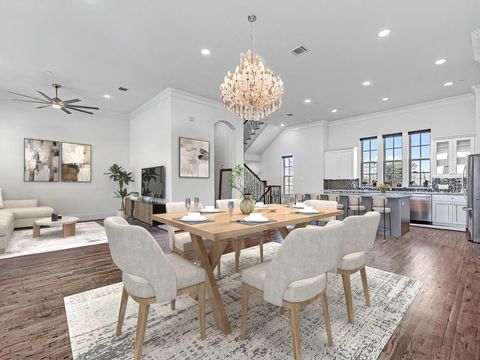 Photo of 2110 Lakeshore Edge Drive, Houston, TX 77080 (MLS # 17546216)