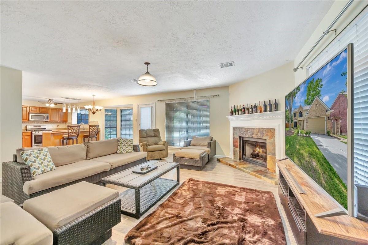 129 Coral Bay Drive