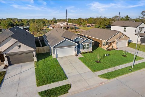 Photo of 1123 Santee Court, Rosharon, TX 77583 (MLS # 85326061)