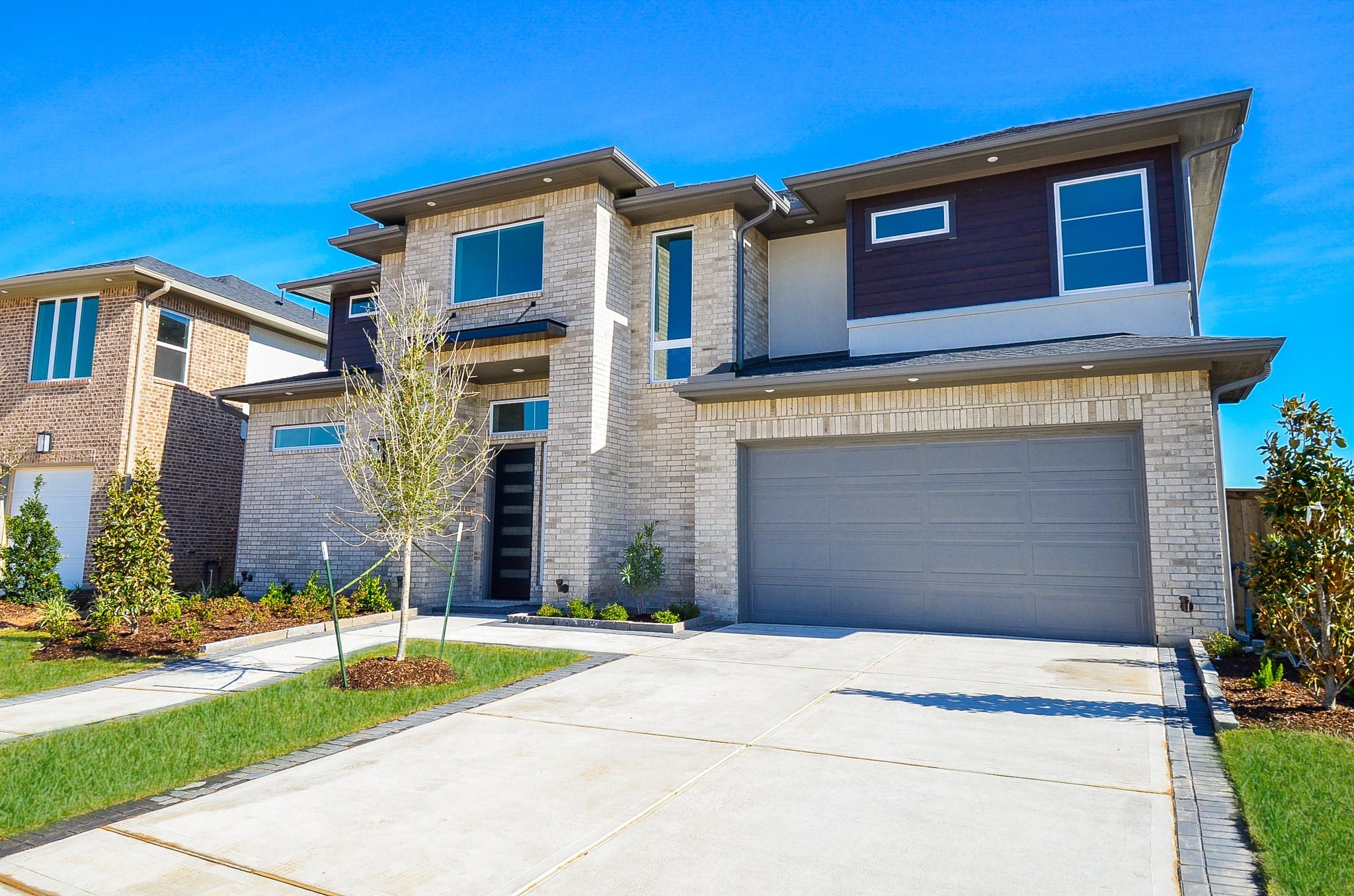 24310 Green Buffalograss Trail