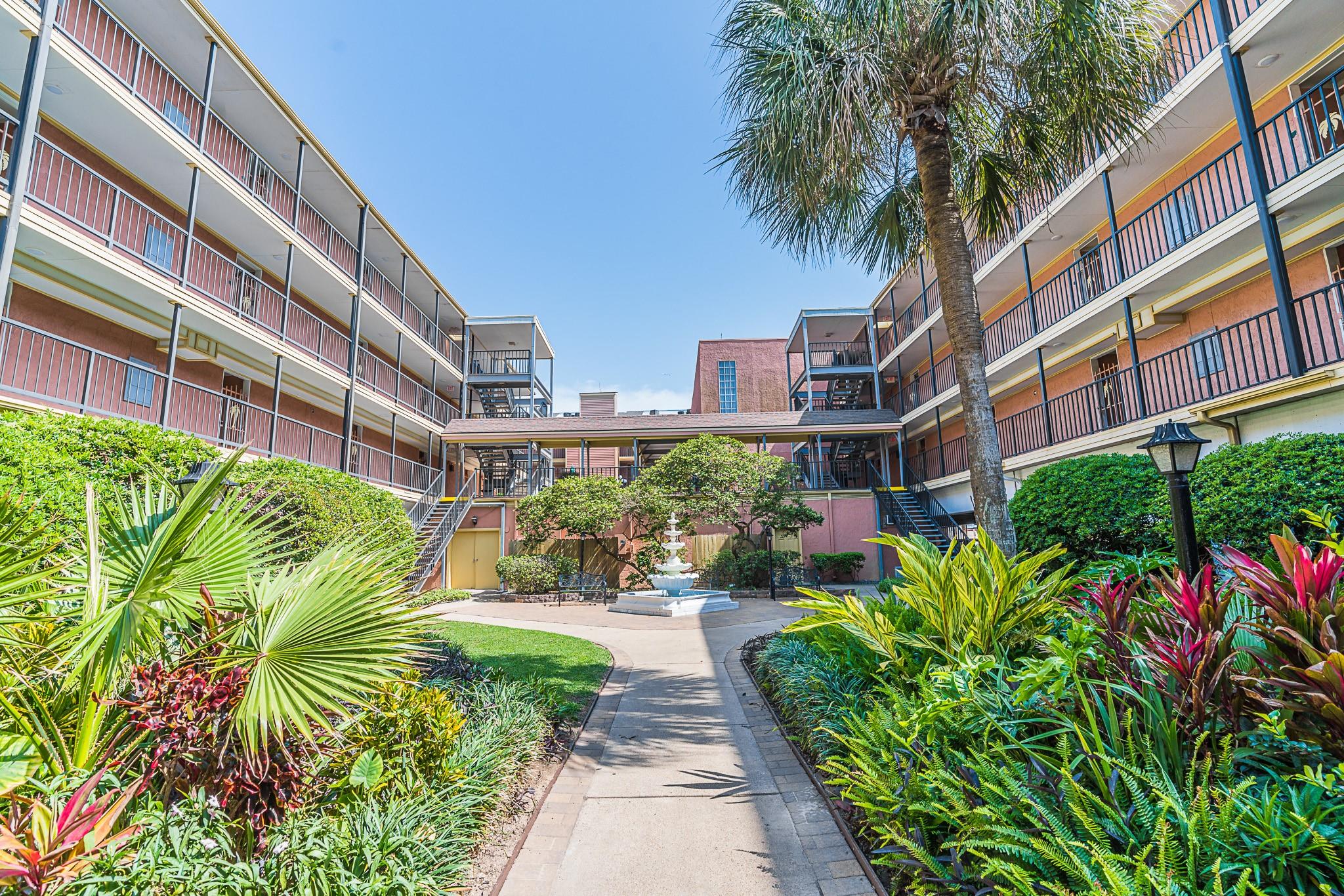 6300 Seawall Boulevard 3128