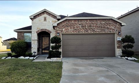 Photo of 6730 Dayridge Lane, Houston, TX 77048 (MLS # 35711191)