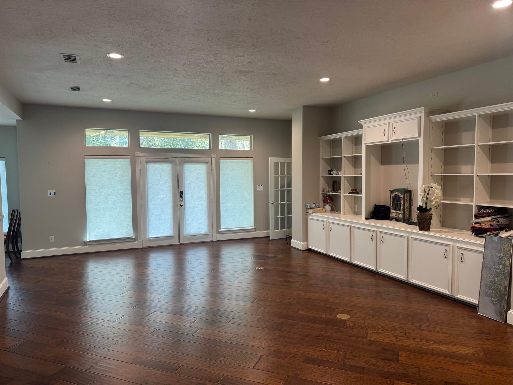 3314 Lake Island Drive