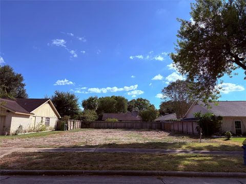 Photo of 9423 Benning Drive, Houston, TX 77031 (MLS # 83000648)