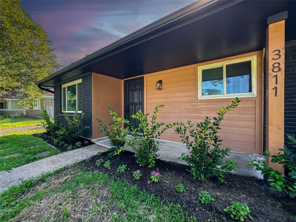 Photo of 3811 Anna Court, Santa Fe, TX 77517 (MLS # 12700836)