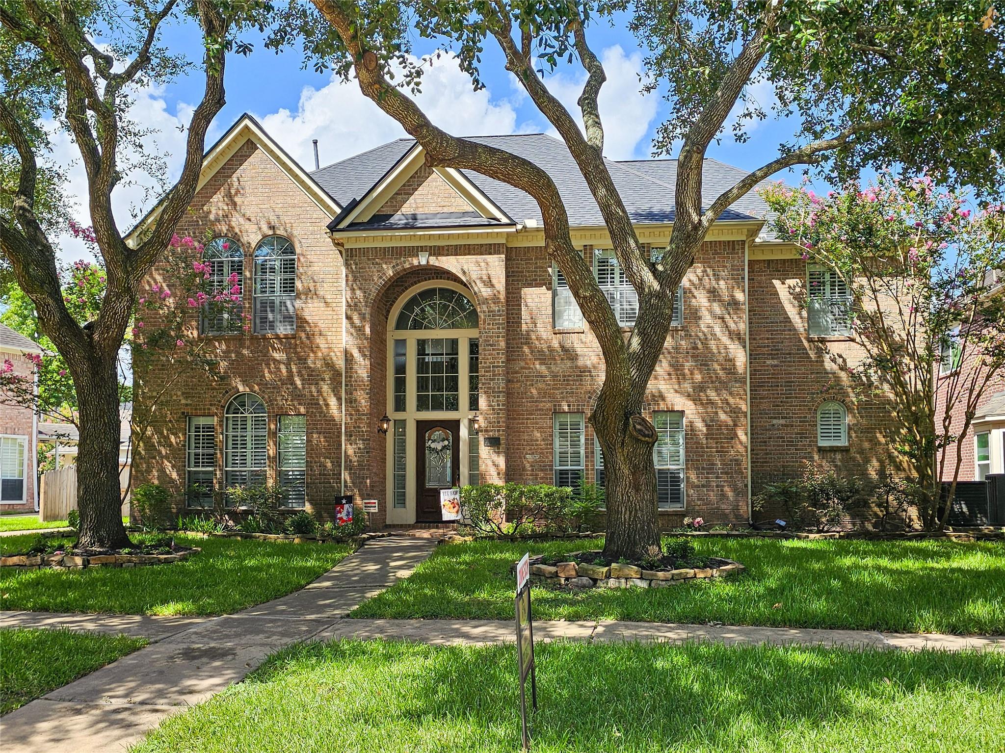 5007 Cambridge Street