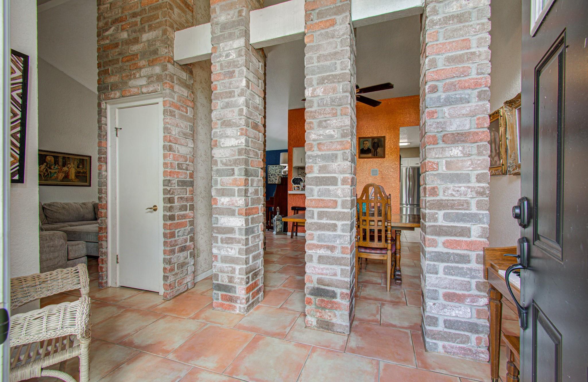 338 Banyan Street
